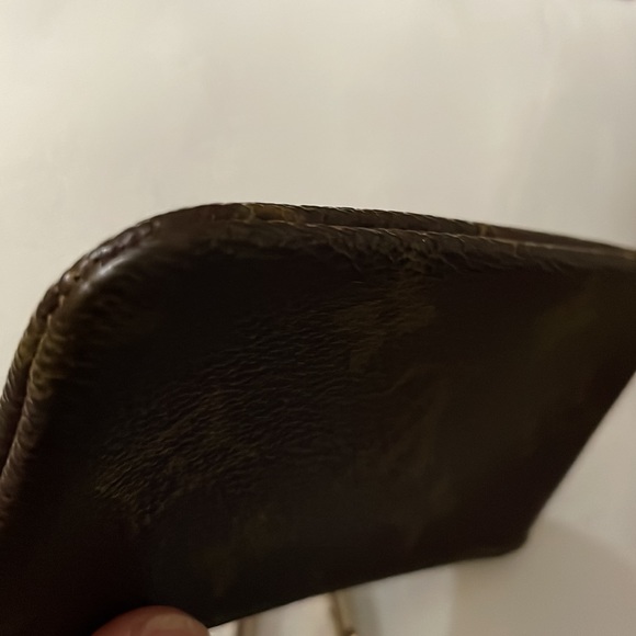 Authentic Louis Vuitton Monogram Key Cles - Picture 4 of 7